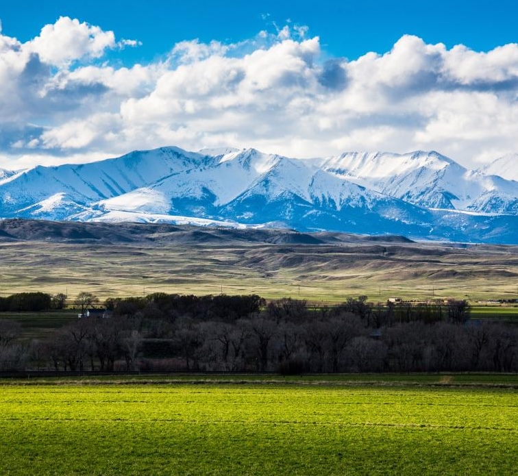 TheCrazyMountains_Bozeman_GettyImages-492816037_Web72DPI-1